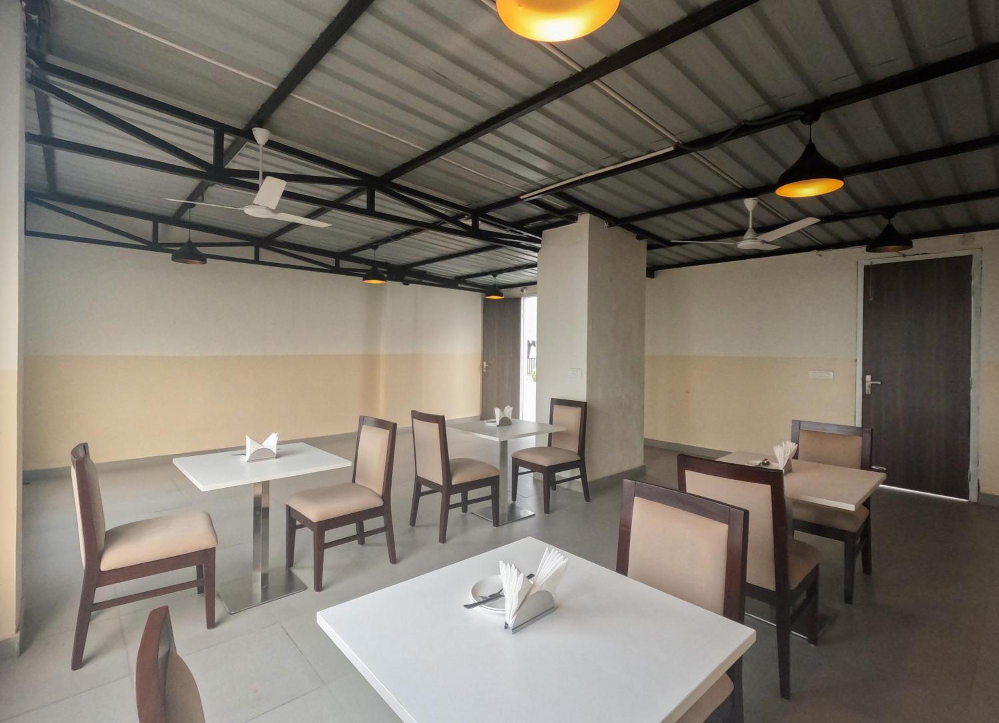 Hotel The Luxem - Behind Ibis Hotel Gurugram 古尔冈 外观 照片
